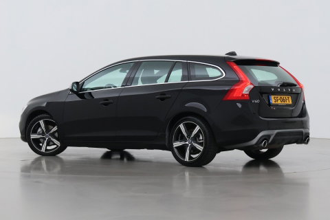 Volvo V60 T4 Business Sport R-Design | ACC | BLIS | Adaptieve Xenon | Stoelverwarming | Navigatie | 18 Inch
