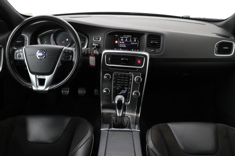 Volvo V60 T4 Business Sport R-Design | ACC | BLIS | Adaptieve Xenon | Stoelverwarming | Navigatie | 18 Inch