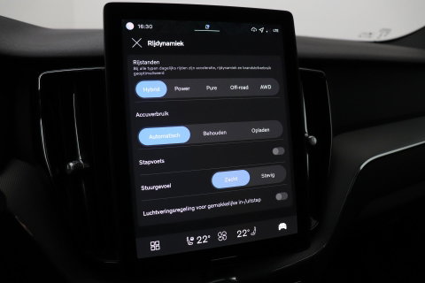 Volvo XC60 T8 Ultra Black Edition | Luchtvering | Bowers&Wilkins | Panoramadak | 360° Camera | Massage+Ventilatie | Head-Up | Trekhaak | BLIS | 21 Inch