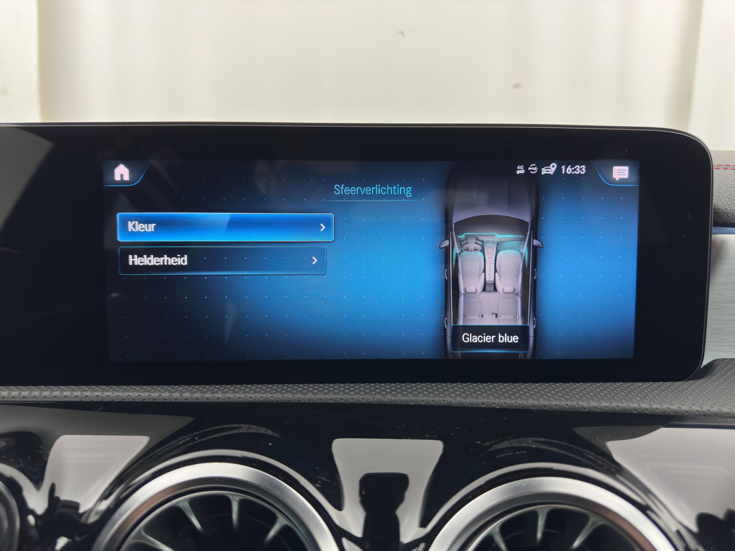 Mercedes-Benz CLA-Klasse 200 Business Solution AMG (INCL.BTW) Aut. *LEATHER-MICROFIBRE | FULL-LED | HEATED-SPORTSEATS | AMBIENT-LIGHT | DIGI-COCKPIT | DAB+ | NAVI-FULLMAP | CAMERA | PRIVACYGLASS | SHIFTPADDLES | 18''ALU*