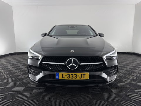 Mercedes-Benz CLA-Klasse 200 Business Solution AMG (INCL.BTW) Aut. *LEATHER-MICROFIBRE | FULL-LED | HEATED-SPORTSEATS | AMBIENT-LIGHT | DIGI-COCKPIT | DAB+ | NAVI-FULLMAP | CAMERA | PRIVACYGLASS | SHIFTPADDLES | 18''ALU*