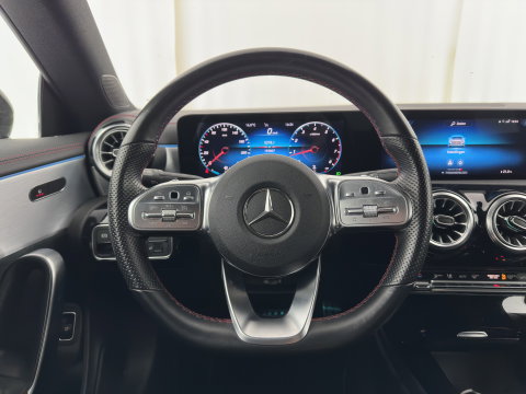 Mercedes-Benz CLA-Klasse 200 Business Solution AMG (INCL.BTW) Aut. *LEATHER-MICROFIBRE | FULL-LED | HEATED-SPORTSEATS | AMBIENT-LIGHT | DIGI-COCKPIT | DAB+ | NAVI-FULLMAP | CAMERA | PRIVACYGLASS | SHIFTPADDLES | 18''ALU*