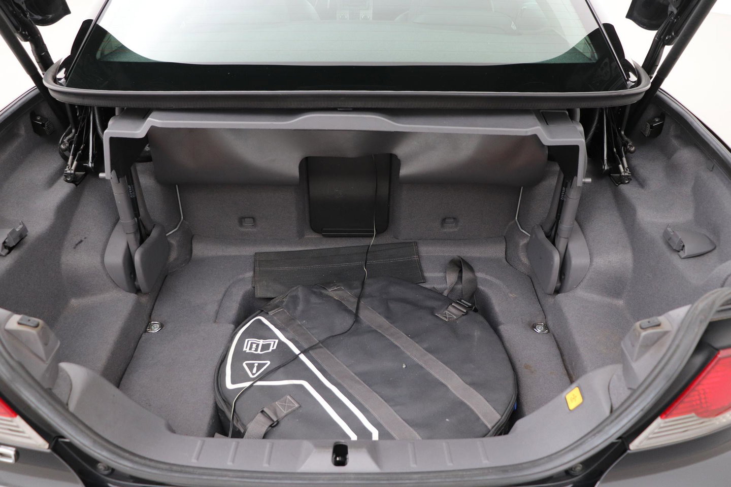 Volvo C70 Convertible 2.0D Summum | Cruise Control | Stoelverwarming | Leder | Memory | Bi-Xenon | 17 Inch