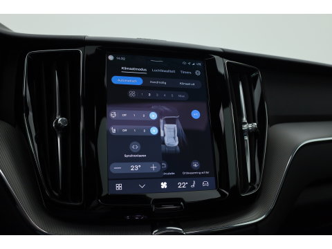 Volvo XC60 2.0 T8 Plug-in hybrid AWD Plus Black Edition | Pano | Soh 97% | Pilot Assist | H&K Audio | Mem. Stoelen |