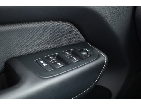 Volvo XC60 2.0 T8 Plug-in hybrid AWD Plus Black Edition | Pano | Soh 97% | Pilot Assist | H&K Audio | Mem. Stoelen |