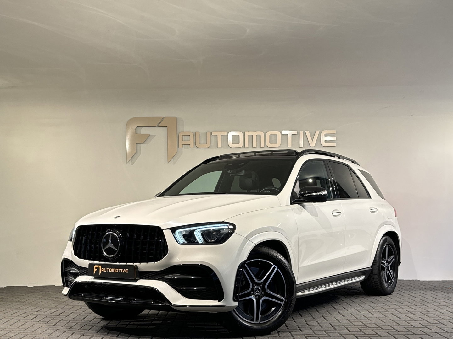 Mercedes-Benz GLE 350 e 4MATIC AMG Pano|Burmester|Memory|Keyless