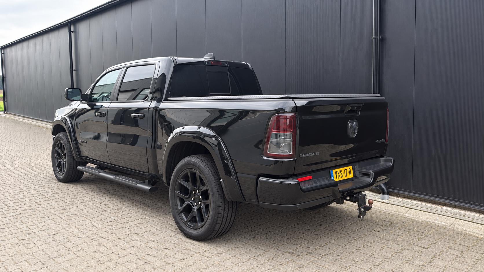Dodge Ram Pick-Up 1500 4x4 Crew Cab LPG Marge (btw vrij) Blackout