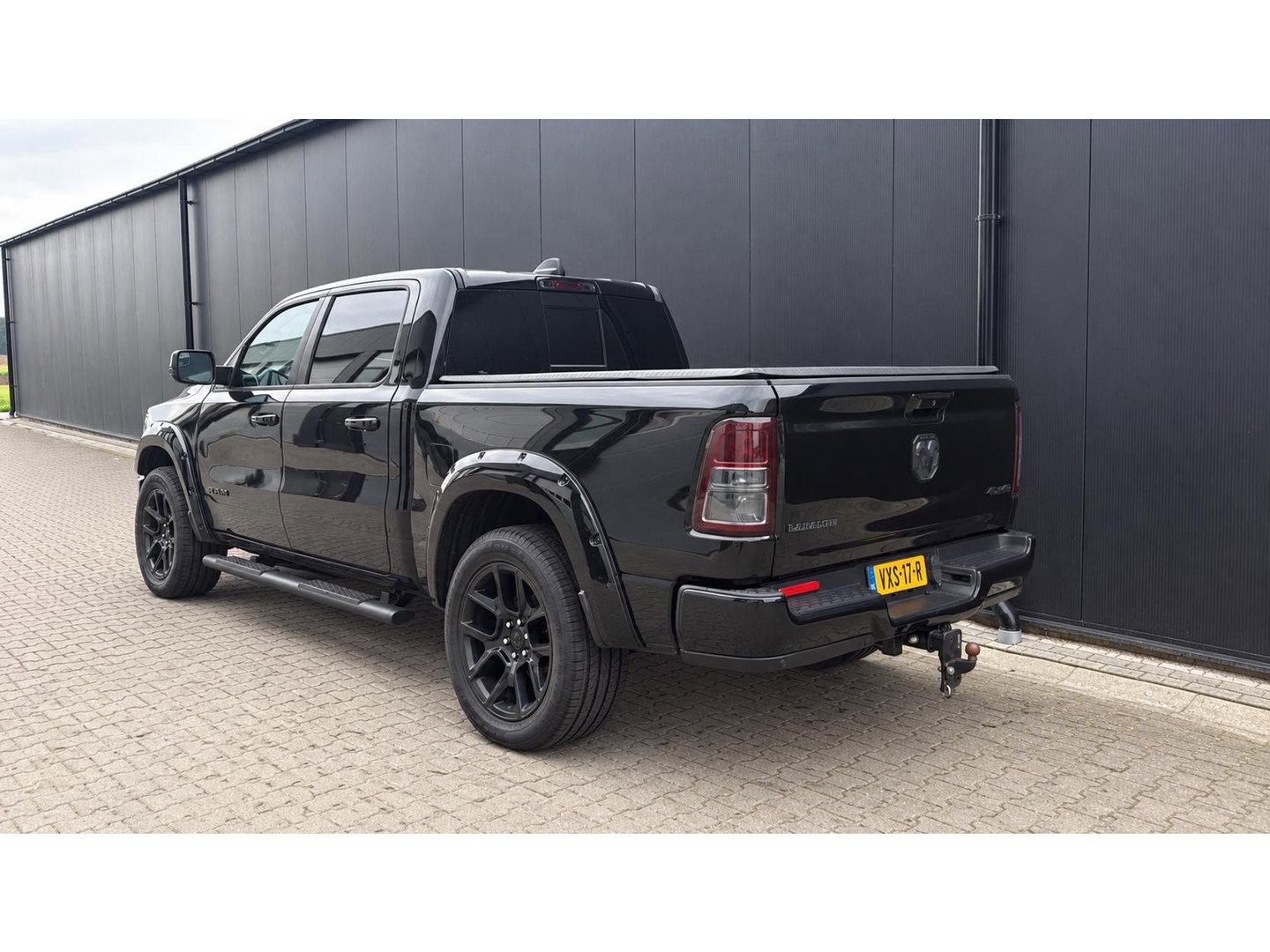Dodge Ram 1500 4x4 Crew Cab LPG Marge (btw vrij) Blackout
