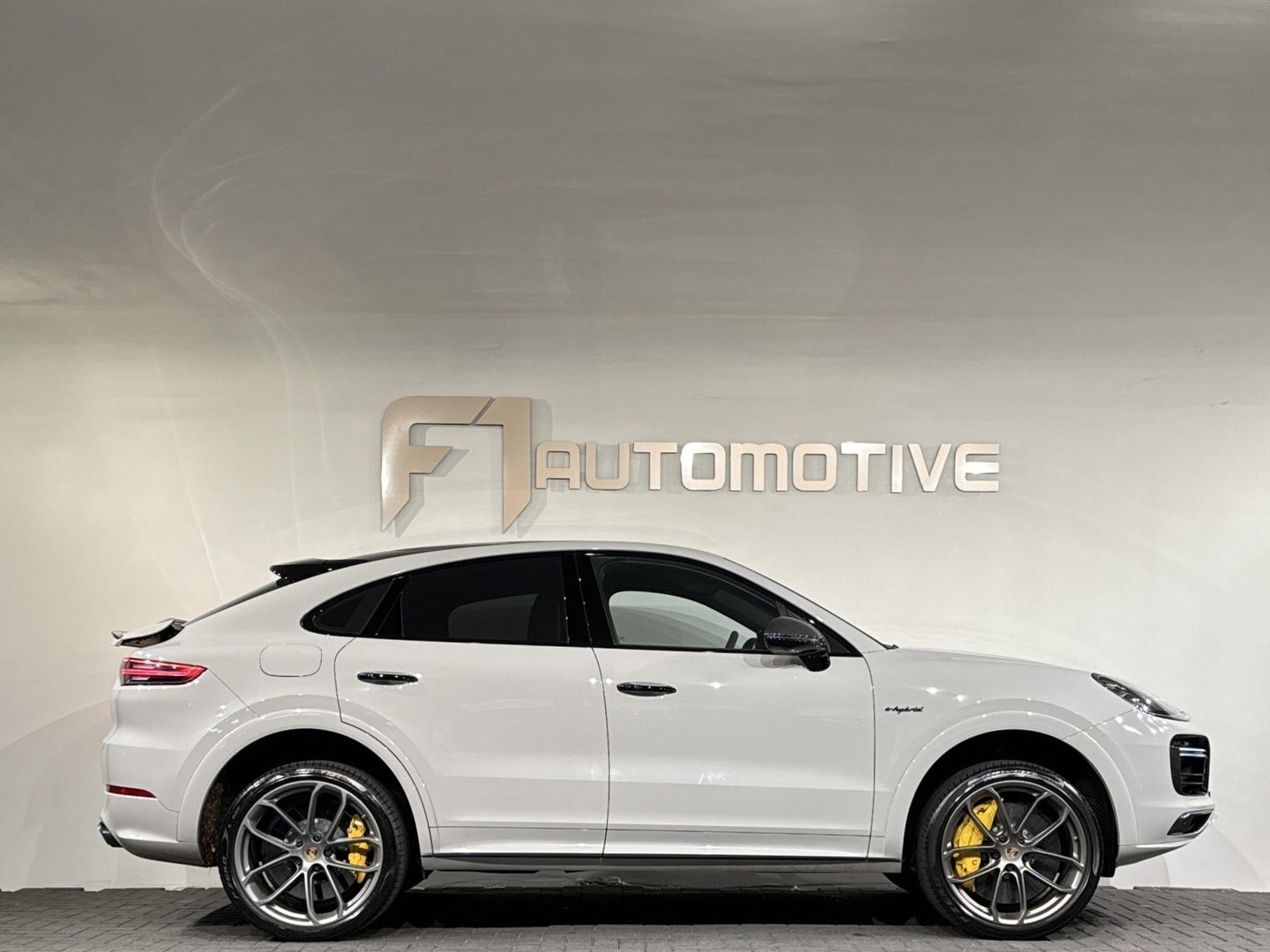 Porsche Cayenne Coupé 4.0 Turbo S E-Hybrid Full Carbon|Ceramic|Krijtgrijs