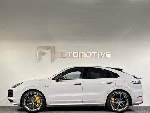 Porsche Cayenne Coupé 4.0 Turbo S E-Hybrid Full Carbon|Ceramic|Krijtgrijs