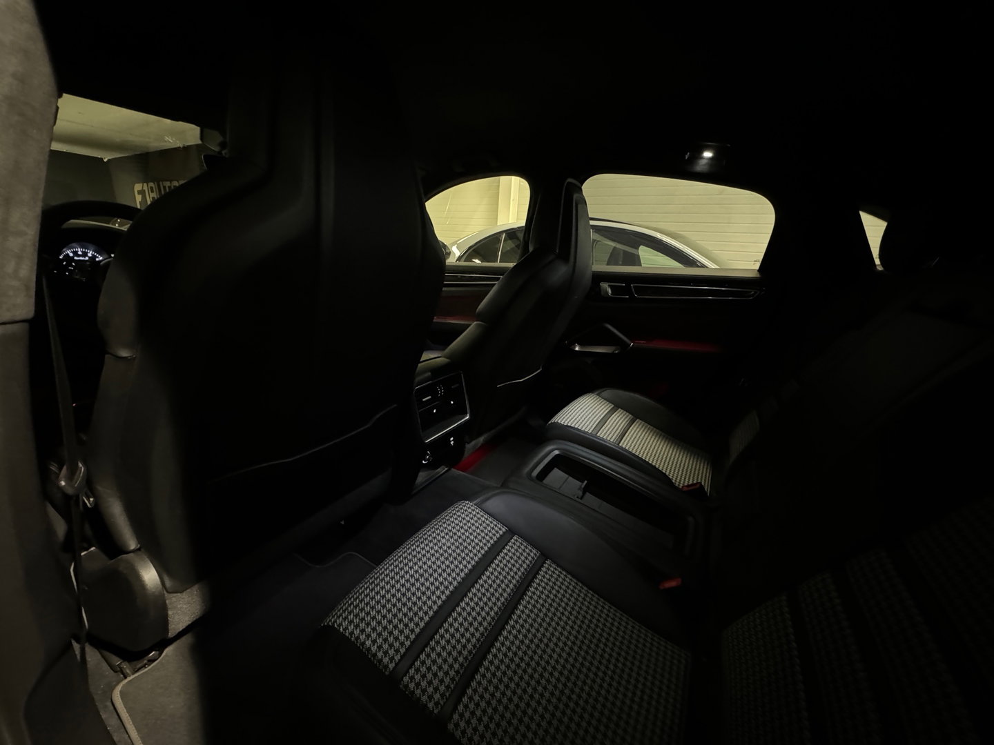 Porsche Cayenne Coupé 4.0 Turbo S E-Hybrid Full Carbon|Ceramic|Krijtgrijs