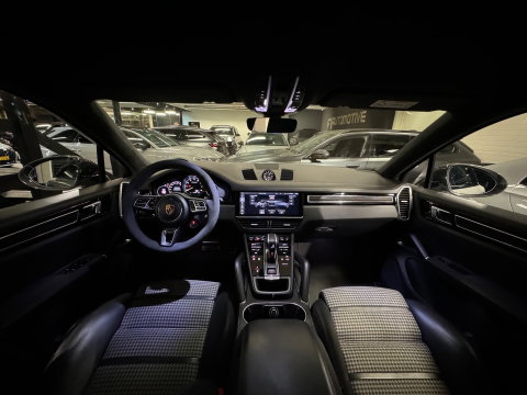 Porsche Cayenne Coupé 4.0 Turbo S E-Hybrid Full Carbon|Ceramic|Krijtgrijs
