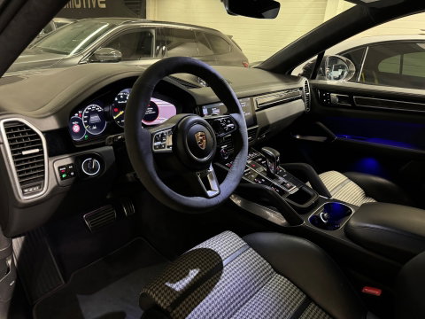 Porsche Cayenne Coupé 4.0 Turbo S E-Hybrid Full Carbon|Ceramic|Krijtgrijs