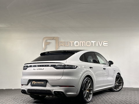 Porsche Cayenne Coupé 4.0 Turbo S E-Hybrid Full Carbon|Ceramic|Krijtgrijs