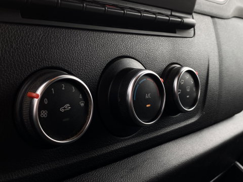 Renault Master 150PK L2H2 Energy GLASRESTEEL  | TREKHAAK | GLASWAGEN | CRUISE | AC
