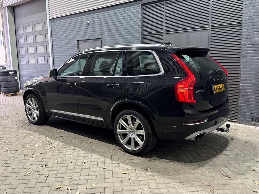 Volvo XC90 T8 Twin Engine Inscription | Luchtvering | Bowers&Wilkins | Panoramadak | 360° Camera | Trekhaak | Stoelventilatie | BLIS | 21 Inch