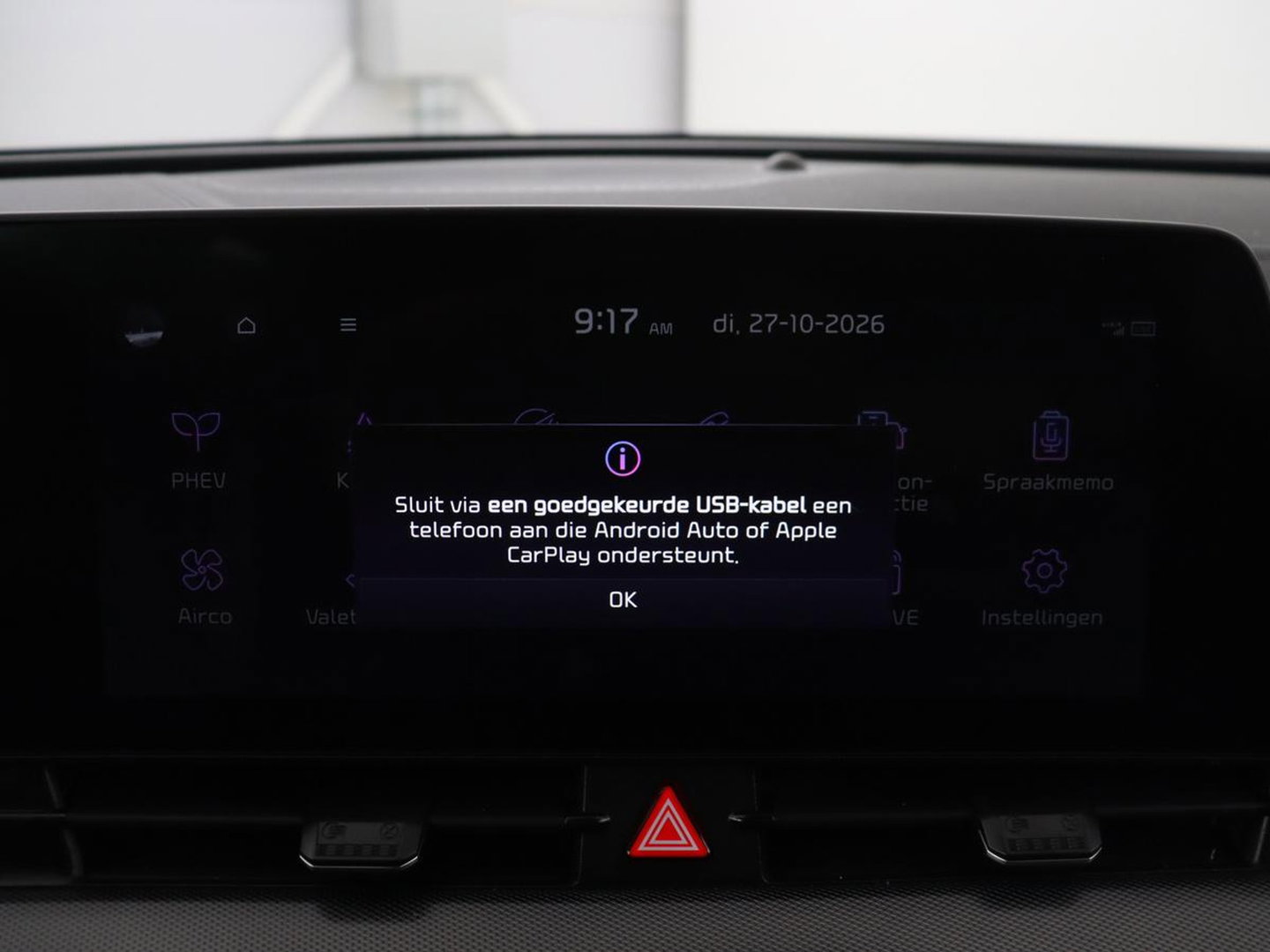 Kia Sportage 1.6 T-GDi Plug-in Hybrid AWD DynamicPlusLine | SOH 96,8% | Panorama dak | Trekhaak | Achteruitrijcamera | Apple CarPlay | Elektrisch bedienbare achterklep
