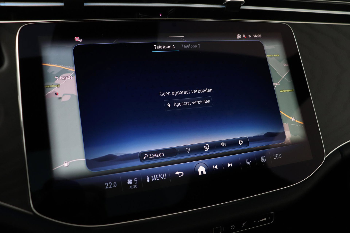 Mercedes-Benz E-Klasse 300 e AMG Line | Nightpakket | Panoramadak | 360° Camera | Trekhaak | Keyless | Stoelverwarming | 20 Inch