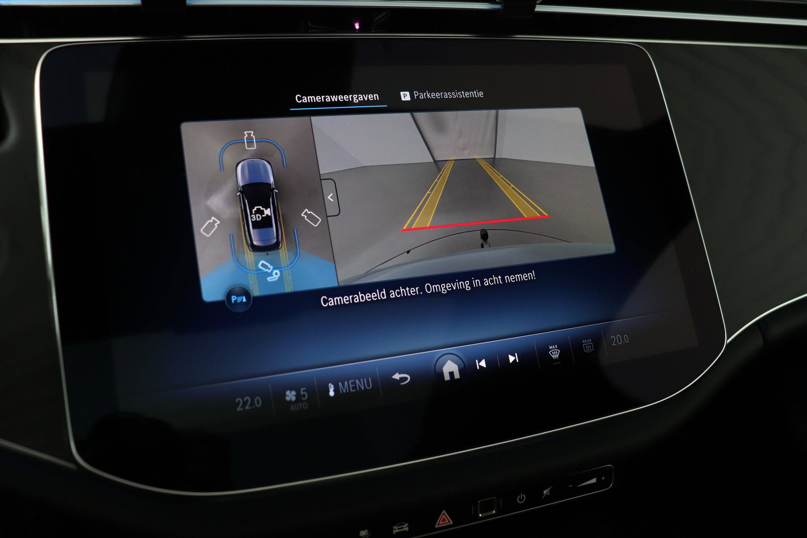 Mercedes-Benz E-Klasse 300 e AMG Line | Nightpakket | Panoramadak | 360° Camera | Trekhaak | Keyless | Stoelverwarming | 20 Inch