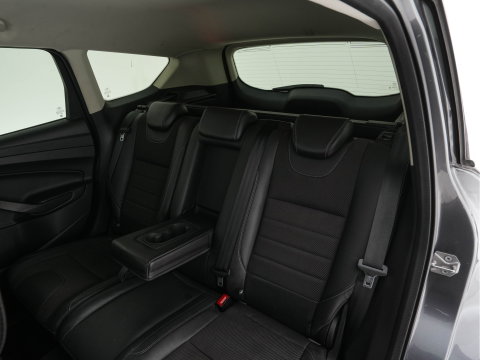 Ford Kuga 1.6 Titanium *LEATHER-FABRIC | XENON | HEATED-COMFORTSEATS | NAVI-FULLMAP | ECC | PDC | CRUISE | PRIVACY-GLASS | TOWBAR | 17''ALU*