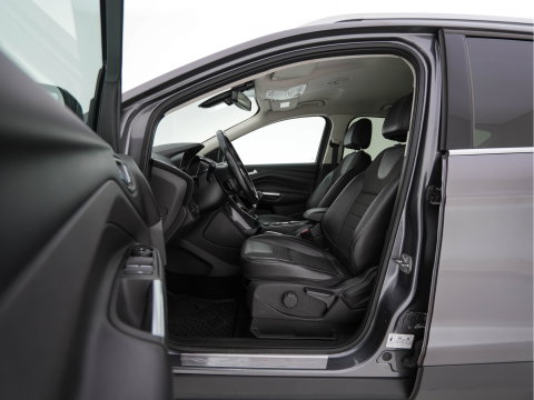 Ford Kuga 1.6 Titanium *LEATHER-FABRIC | XENON | HEATED-COMFORTSEATS | NAVI-FULLMAP | ECC | PDC | CRUISE | PRIVACY-GLASS | TOWBAR | 17''ALU*