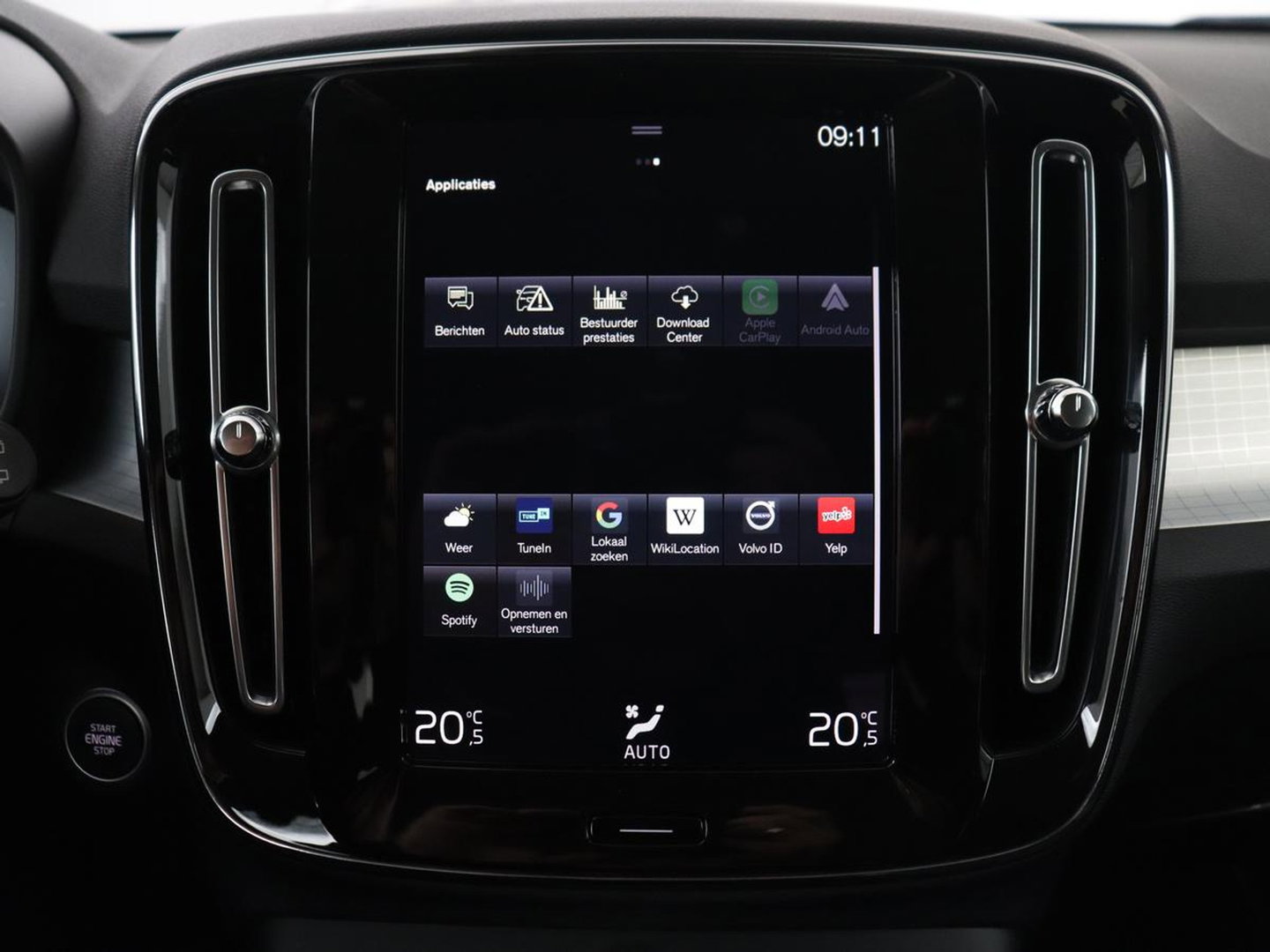 Volvo XC40 1.5 T4 Recharge Inscription Expression | SOh 85,2% | Trekhaak | Achteruitrij camera | Apple Carplay | Elektrische achterklep | Adaptieve cruise control |