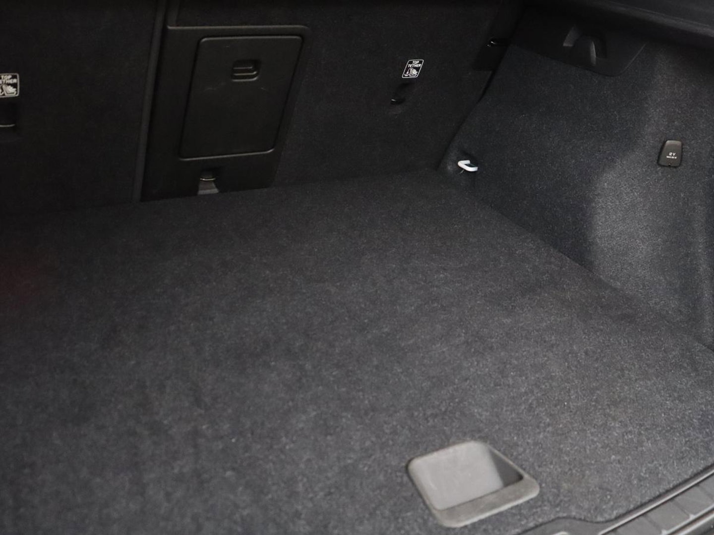 Volvo XC40 1.5 T4 Recharge Inscription Expression | SOh 85,2% | Trekhaak | Achteruitrij camera | Apple Carplay | Elektrische achterklep | Adaptieve cruise control |
