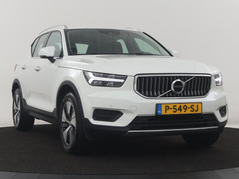 Volvo XC40 1.5 T4 Recharge Inscription Expression | SOh 85,2% | Trekhaak | Achteruitrij camera | Apple Carplay | Elektrische achterklep | Adaptieve cruise control |