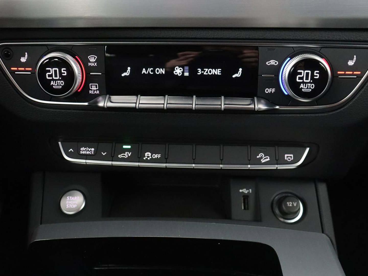 Audi Q5 50 TFSI e Sportback 50 TFSI e Advanced edition | SOH 98,9 % | Head-up display | Navigatie | Cruisecontrol | Stoelverwarming | Virtual display | Elektrische achterklep