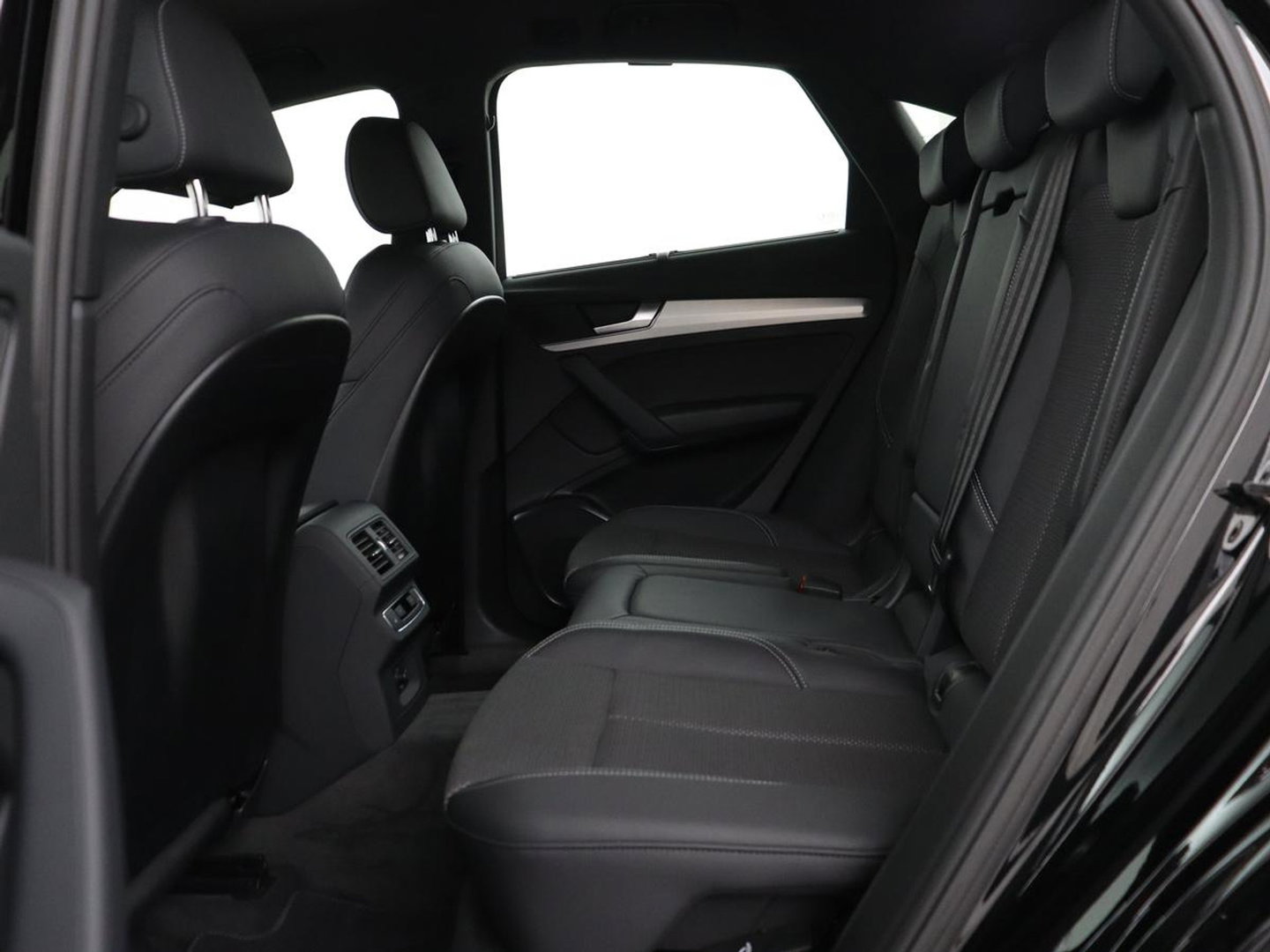 Audi Q5 50 TFSI e Sportback 50 TFSI e Advanced edition | SOH 98,9 % | Head-up display | Navigatie | Cruisecontrol | Stoelverwarming | Virtual display | Elektrische achterklep