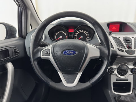 Ford Fiesta 1.6 Sport *LEATHER | HEATED-SPORTSEATS | PRIVACY-GLASS | ECC | 15''ALU*