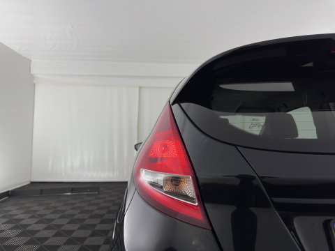 Ford Fiesta 1.6 Sport *LEATHER | HEATED-SPORTSEATS | PRIVACY-GLASS | ECC | 15''ALU*