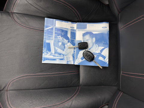 Ford Fiesta 1.6 Sport *LEATHER | HEATED-SPORTSEATS | PRIVACY-GLASS | ECC | 15''ALU*