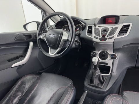 Ford Fiesta 1.6 Sport *LEATHER | HEATED-SPORTSEATS | PRIVACY-GLASS | ECC | 15''ALU*