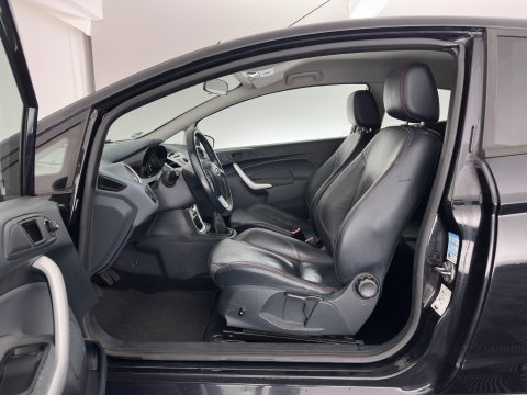 Ford Fiesta 1.6 Sport *LEATHER | HEATED-SPORTSEATS | PRIVACY-GLASS | ECC | 15''ALU*