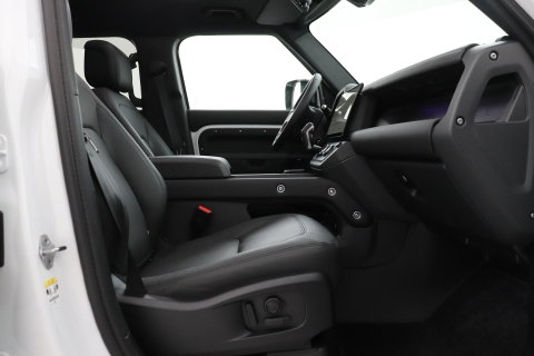 Land Rover Defender P300e 110 X-Dynamic HSE | ClearSight | Meridian Surround | Panoramadak | Trekhaak | Stoelventilatie | Koelbox | 22 Inch