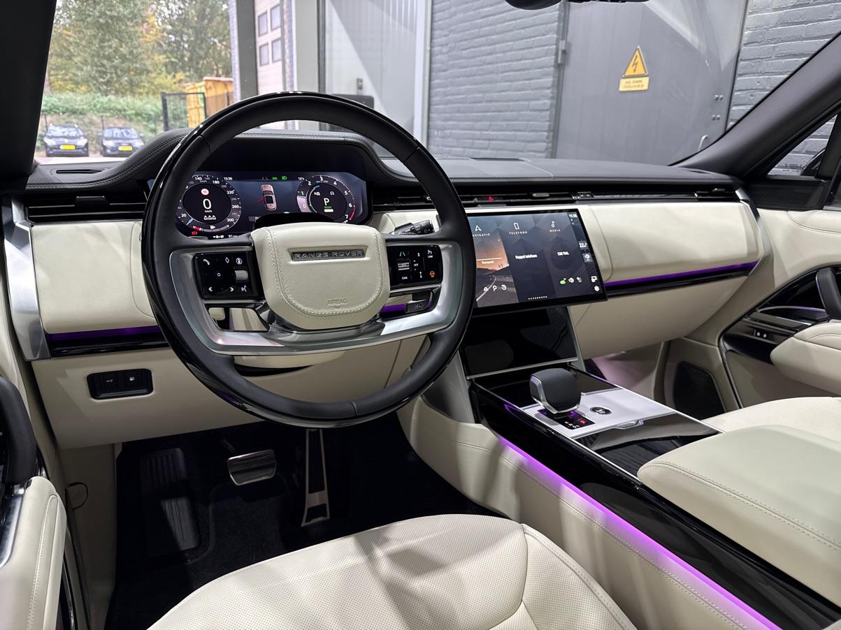 Land Rover Range Rover P460e Autobiography | Meridian Signature | Panoramadak | ClearSight | Massage+Ventilatie | Koelbox | 22 Inch
