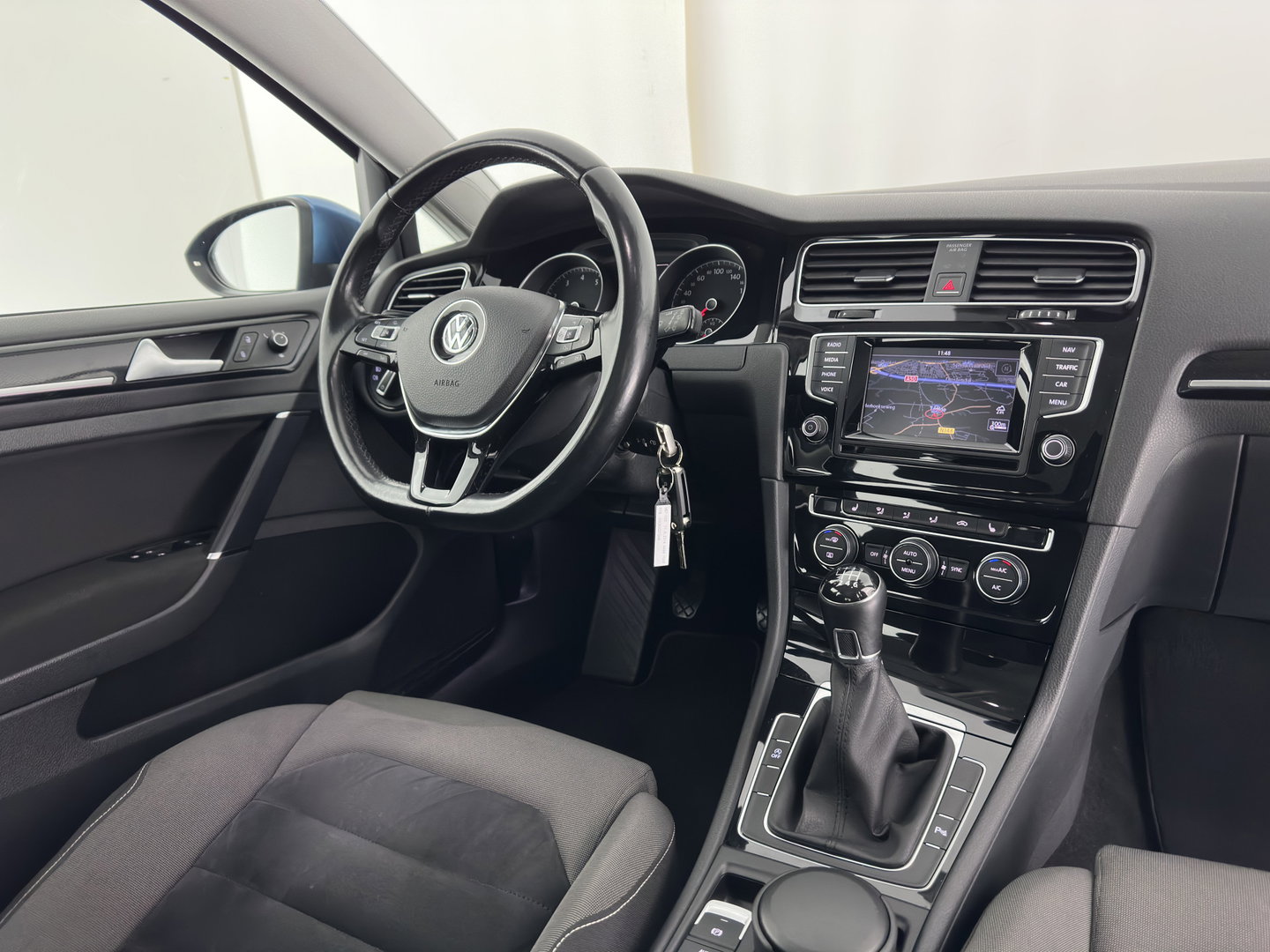 Volkswagen Golf 1.4 TSI ACT Highline *XENON | HEATED-SPORTSEATS | CAMERA | NAVI-FULLMAP | ECC | PDC | CRUISE | 17''ALU*