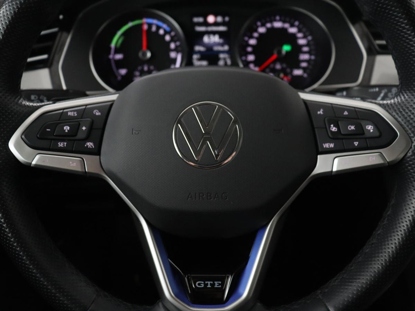 Volkswagen Passat Variant GTE 1.4 TSI PHEV GTE Business | SOH 93,9% | Trekhaak | Camera | LED | Apple Carplay | Massage Stoelen | Lederen bekleding