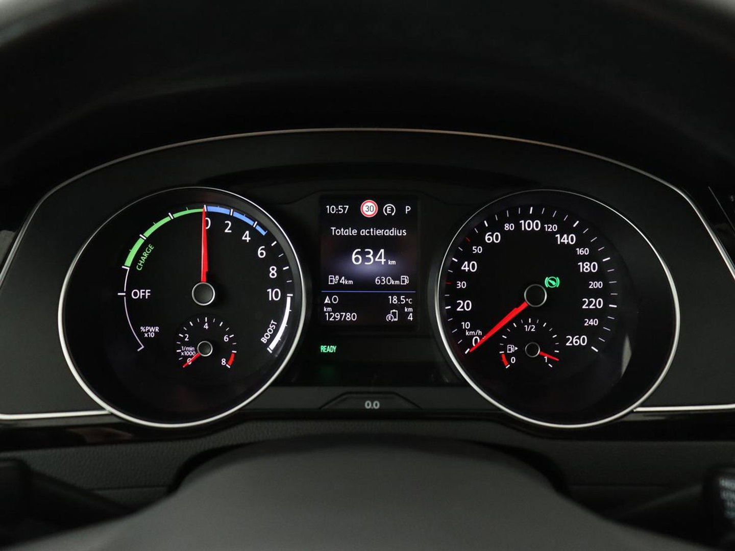 Volkswagen Passat Variant GTE 1.4 TSI PHEV GTE Business | SOH 93,9% | Trekhaak | Camera | LED | Apple Carplay | Massage Stoelen | Lederen bekleding