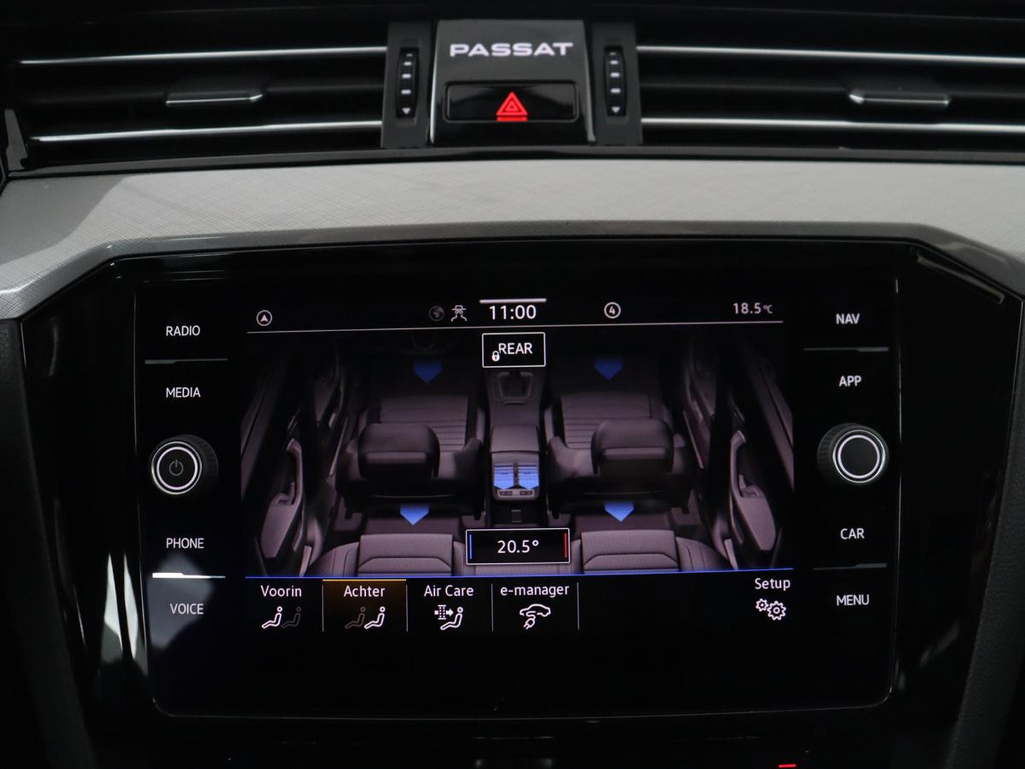 Volkswagen Passat Variant GTE 1.4 TSI PHEV GTE Business | SOH 93,9% | Trekhaak | Camera | LED | Apple Carplay | Massage Stoelen | Lederen bekleding