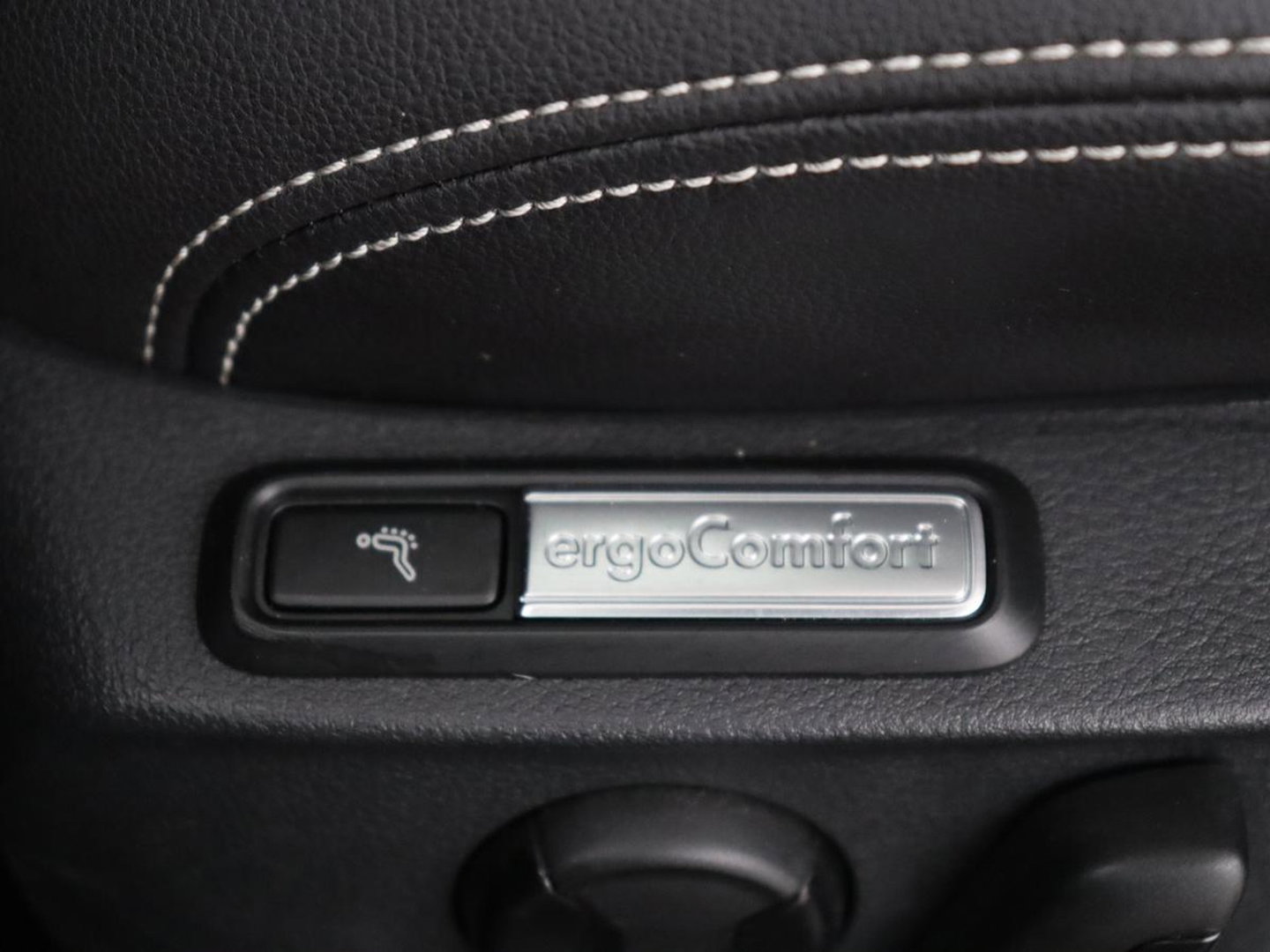 Volkswagen Passat Variant GTE 1.4 TSI PHEV GTE Business | SOH 93,9% | Trekhaak | Camera | LED | Apple Carplay | Massage Stoelen | Lederen bekleding