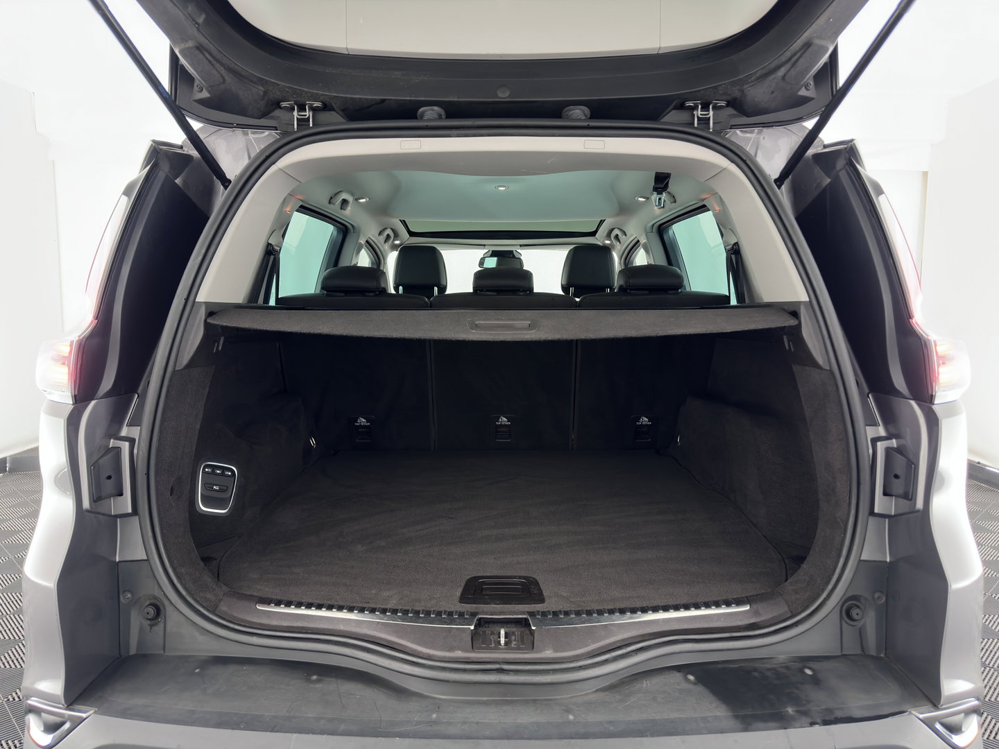 Renault Espace 1.6 dCi Dynamique 5p. *LEATHER-FABRIC | FULL-LED | BLIND-SPOT | HEATED-COMFORTSEATS | NAVI-FULLMAP | DAB+ | DIGI-COCKPIT | PDC | CRUISE | 18''ALU*