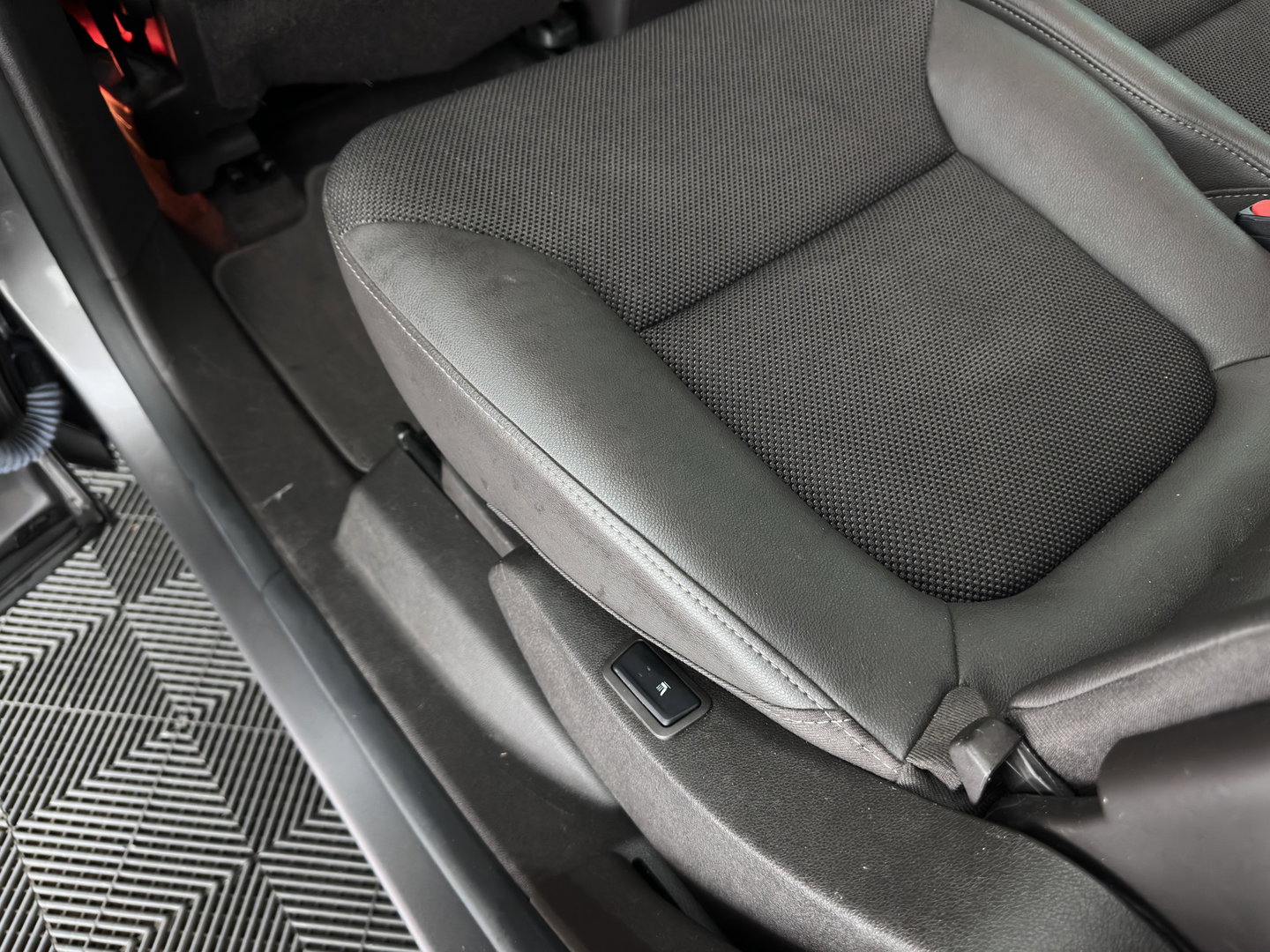 Renault Espace 1.6 dCi Dynamique 5p. *LEATHER-FABRIC | FULL-LED | BLIND-SPOT | HEATED-COMFORTSEATS | NAVI-FULLMAP | DAB+ | DIGI-COCKPIT | PDC | CRUISE | 18''ALU*