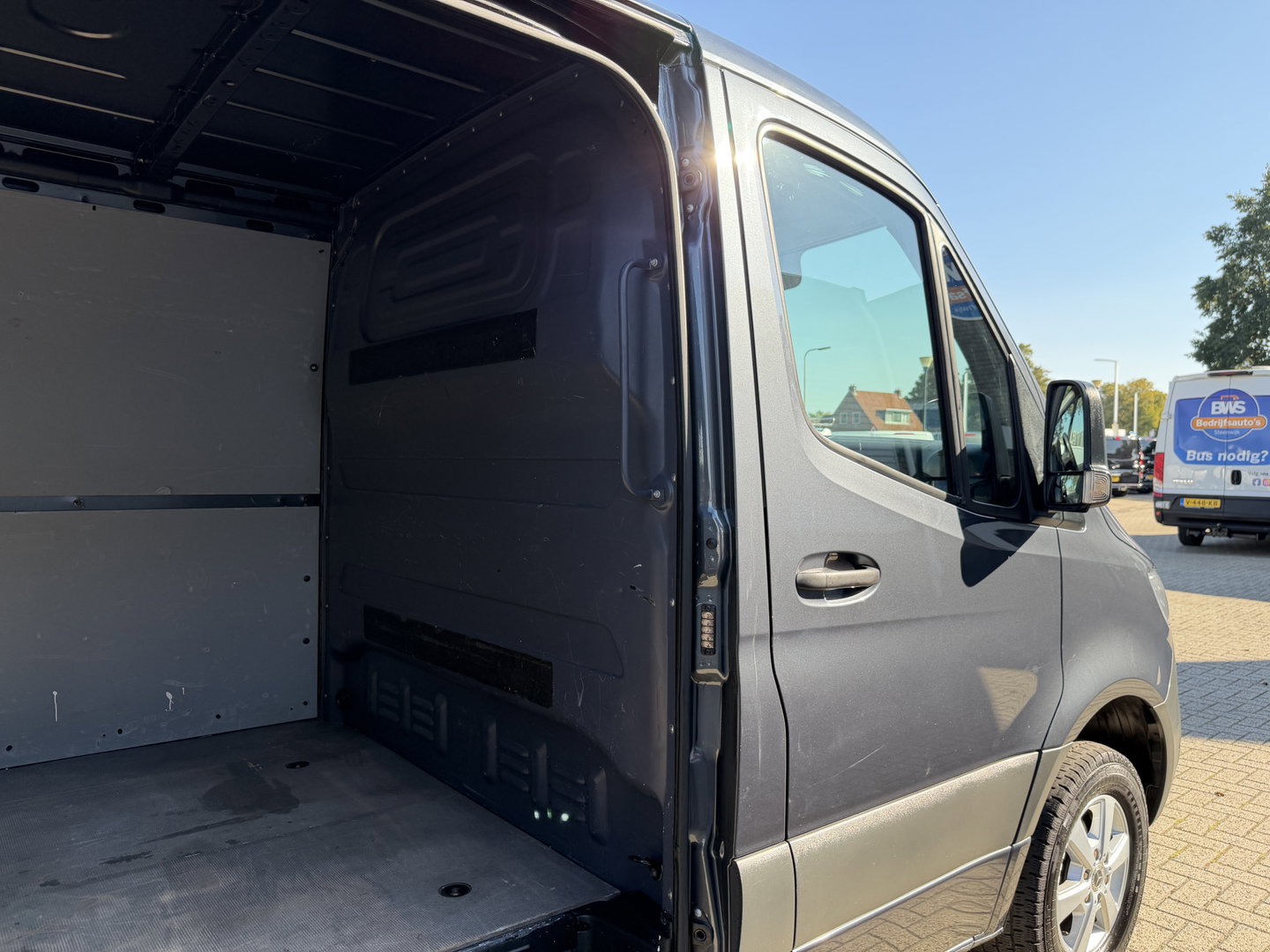 Mercedes-Benz Sprinter 314 2.2 CDI L1H1 Functional RWD / vaste prijs rijklaar € 19.950 ex btw / euro 6 / bpm vrij / lease vanaf € 336 / camera / climate control / trekhaak / grijs metallic !