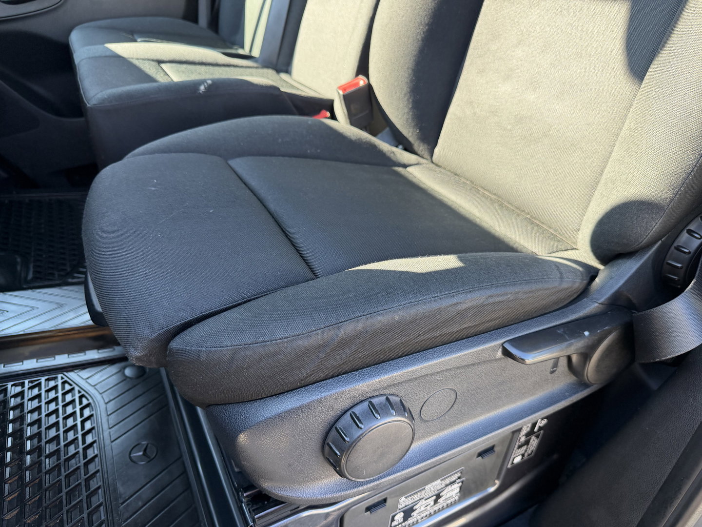 Mercedes-Benz Sprinter 314 2.2 CDI L1H1 Functional RWD / vaste prijs rijklaar € 19.950 ex btw / euro 6 / bpm vrij / lease vanaf € 336 / camera / climate control / trekhaak / grijs metallic !