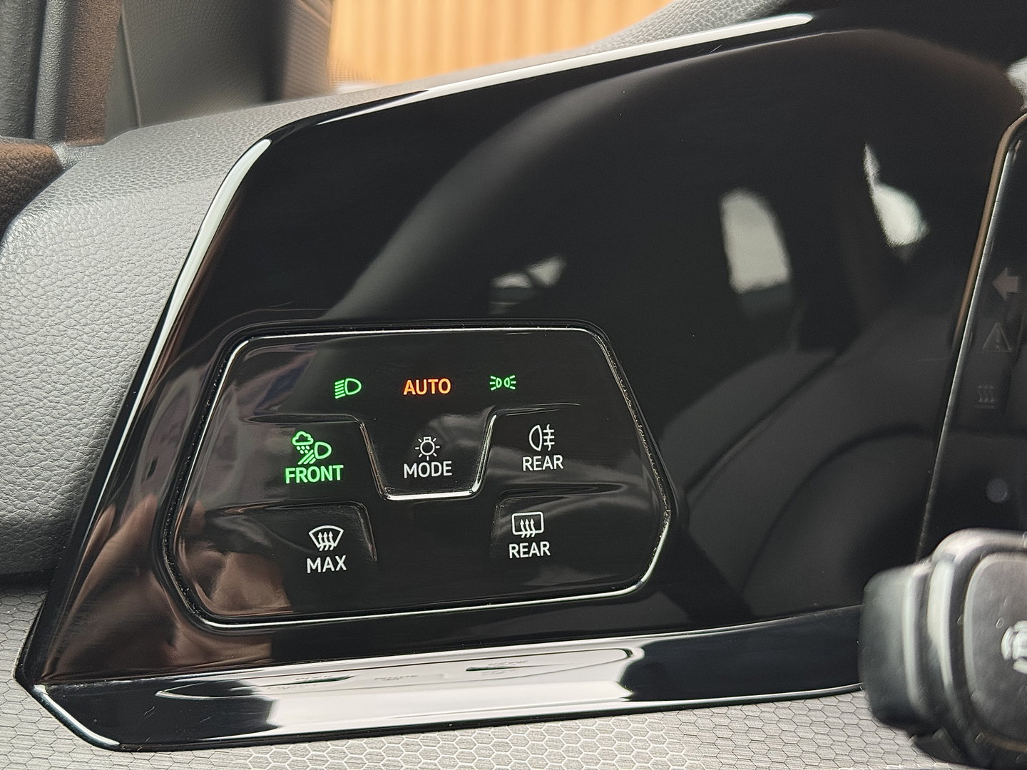 Volkswagen Golf 2.0 TSI GTI | Panoramadak | Adaptieve Cruise Control | Sfeerverlichting | Apple Carplay