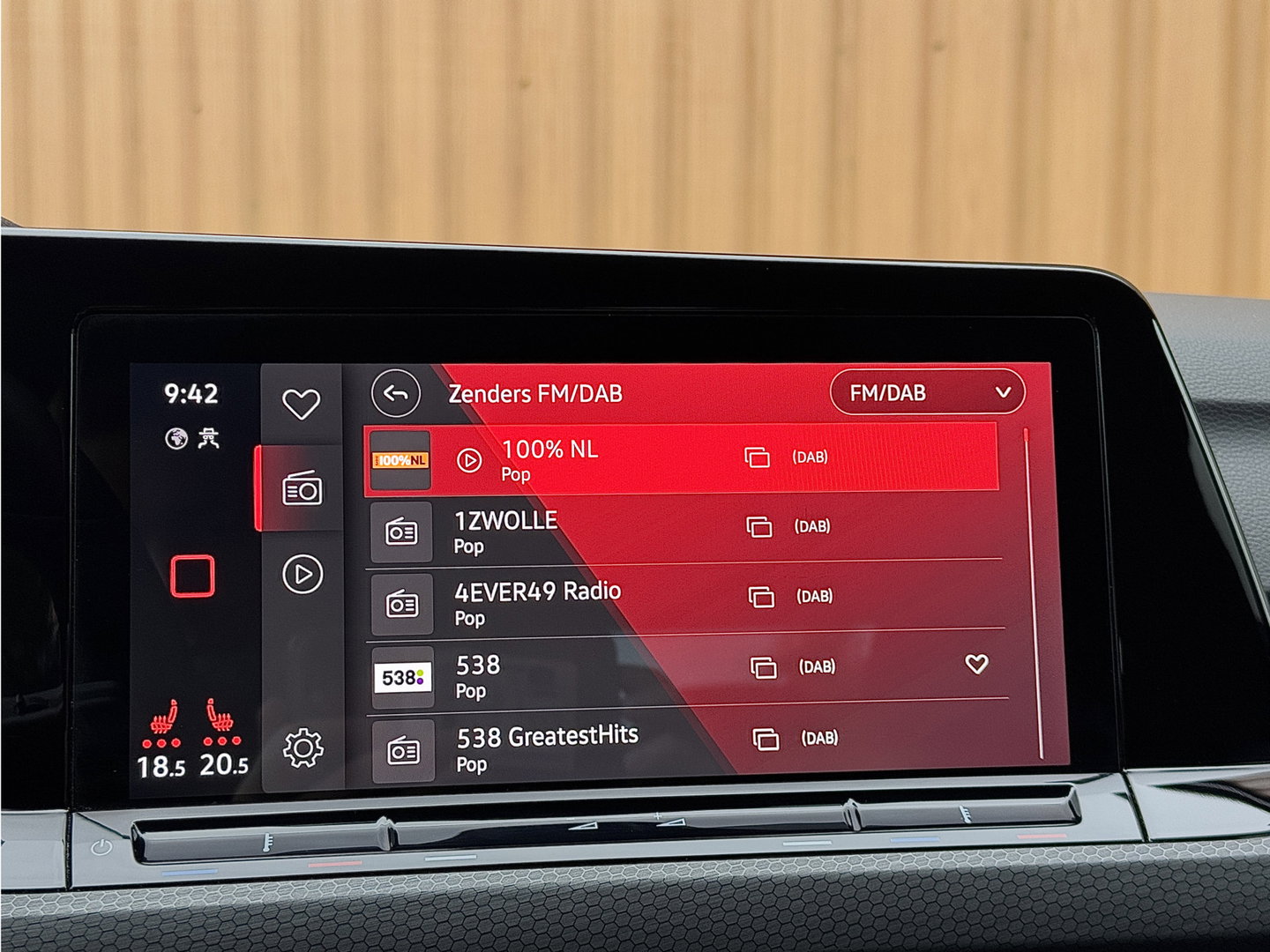 Volkswagen Golf 2.0 TSI GTI | Panoramadak | Adaptieve Cruise Control | Sfeerverlichting | Apple Carplay
