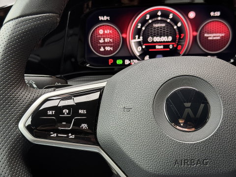Volkswagen Golf 2.0 TSI GTI | Panoramadak | Adaptieve Cruise Control | Sfeerverlichting | Apple Carplay