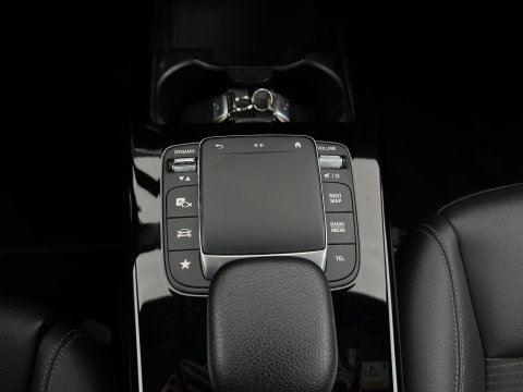 Mercedes-Benz CLA-Klasse Shooting Brake 250 e Business Line (Plug-in) (INCL.BTW) Aut. *LEATHER-FABRIC | FULL-LED | HEATED-COMFORTSEATS | DIGI-COCKPIT | DAB+ | NAVI-FULLMAP | CAMERA | SHIFTPADDLES | 17''ALU | TOWBAR*